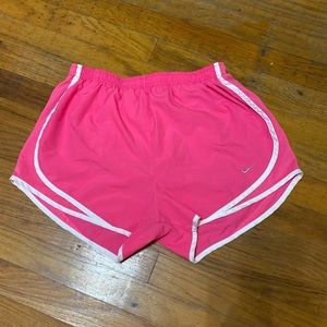Womens Nike Tempo Shorts Med Neon Pink